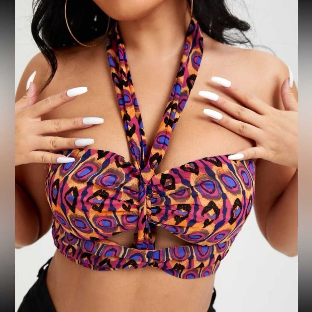 NWOT SHEIN Cut Out Ruched Halter Top